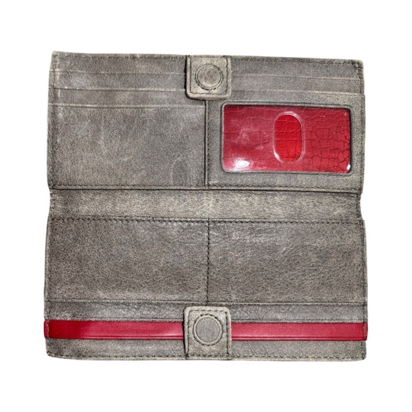Hammitt 110 North Brushed Gray Natural Distressed Leather Silver Rivet Wallet - Picture 6 of 11